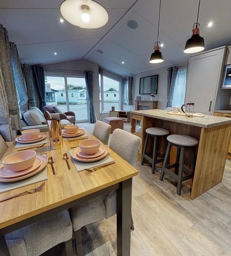 Presthaven Resort Haven Luxury 2023 Caravan Prestatyn Εξωτερικό φωτογραφία